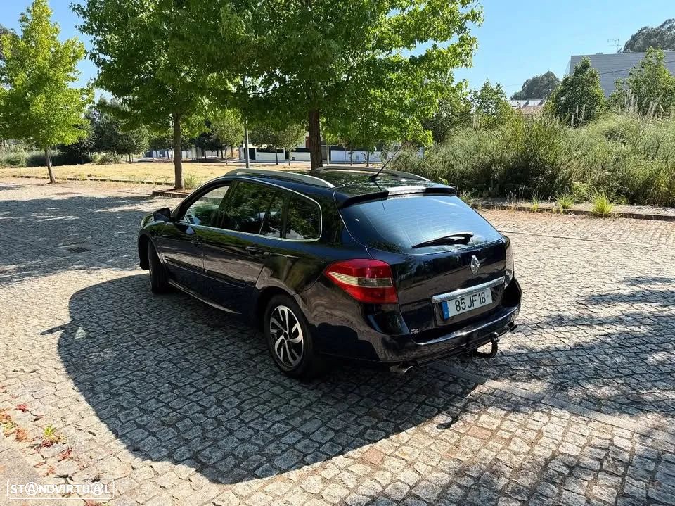 Renault Laguna Break 2.0 dCi Dynamique Luxe - 4