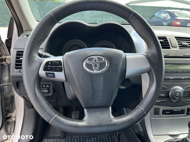 Toyota Corolla 1.6 Premium - 6