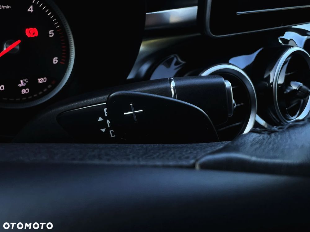 Mercedes-Benz Klasa C 200 (BlueTEC) d T 7G-TRONIC - 25