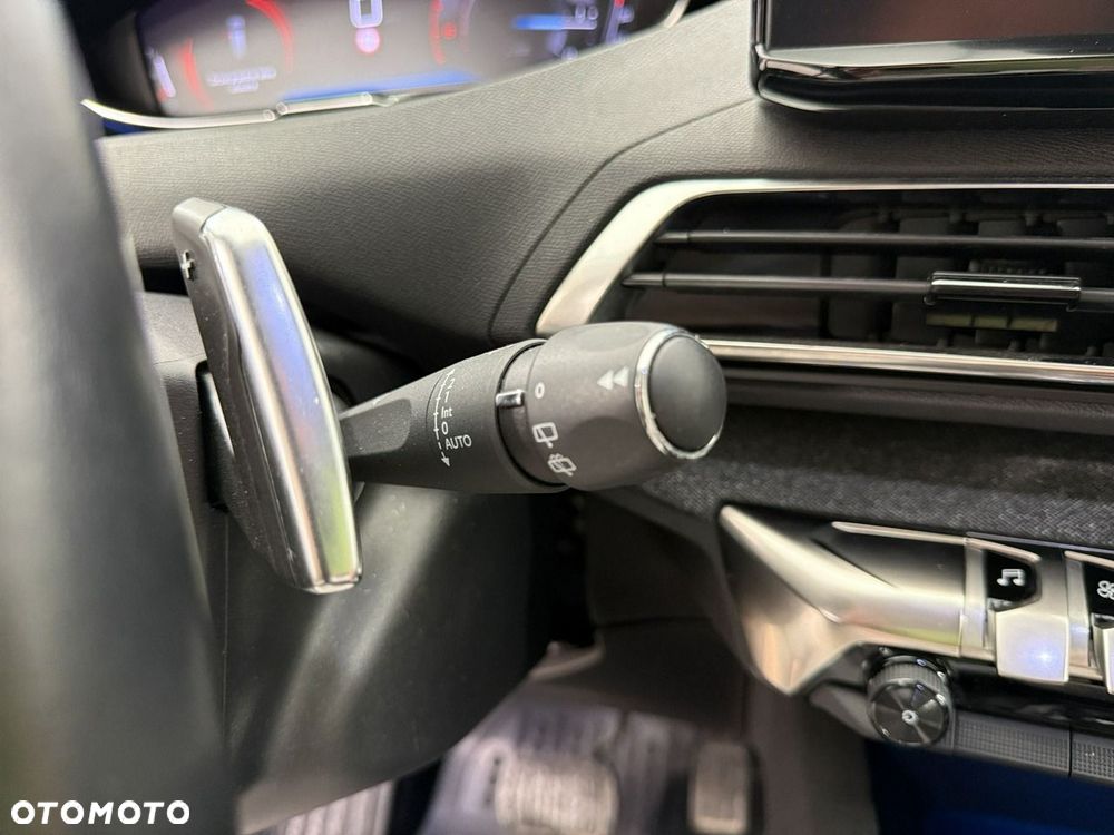Peugeot 5008 - 26