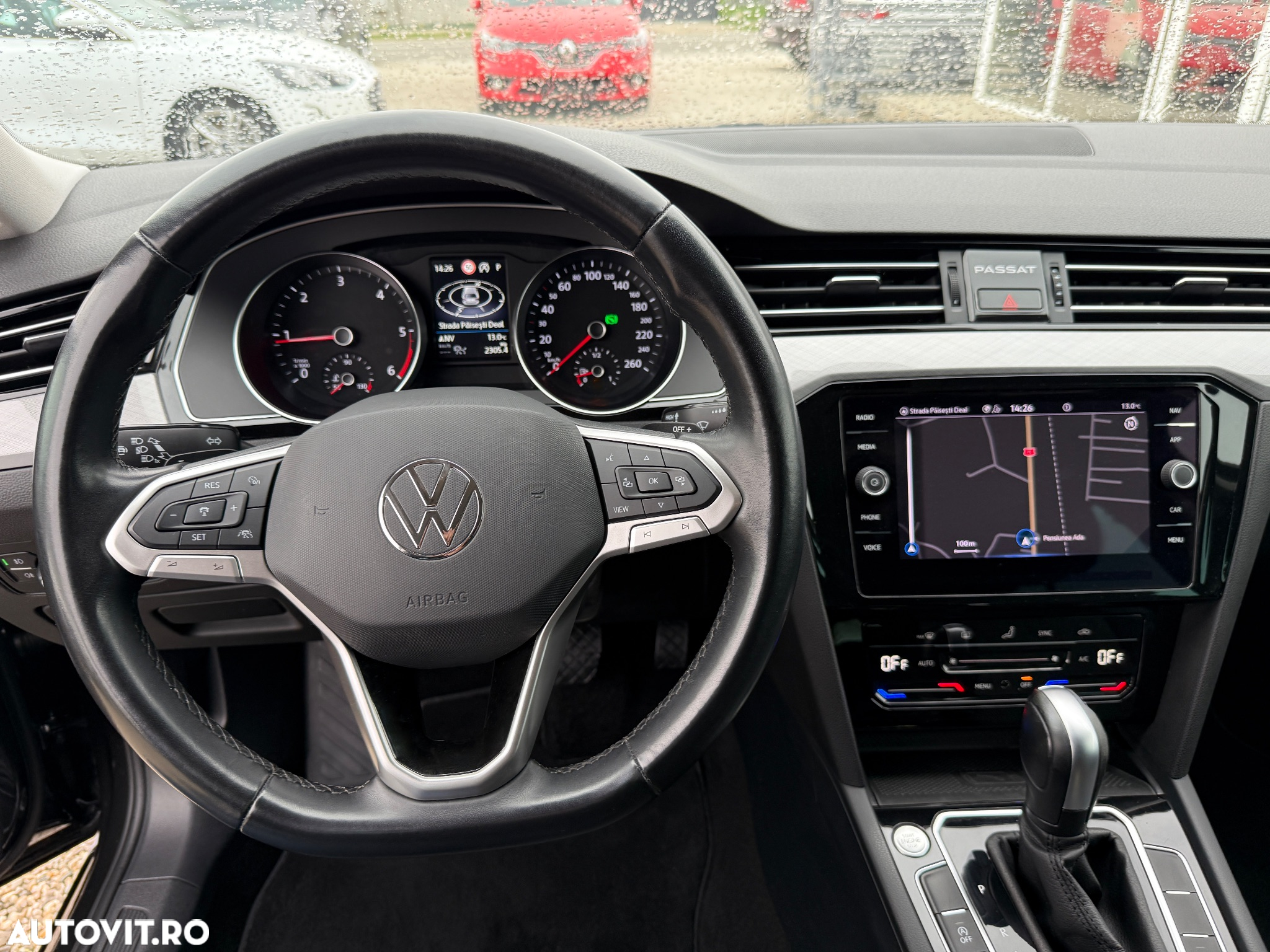 Volkswagen Passat Variant 2.0 TDI DSG (BlueMotion Technology) Comfortline - 19