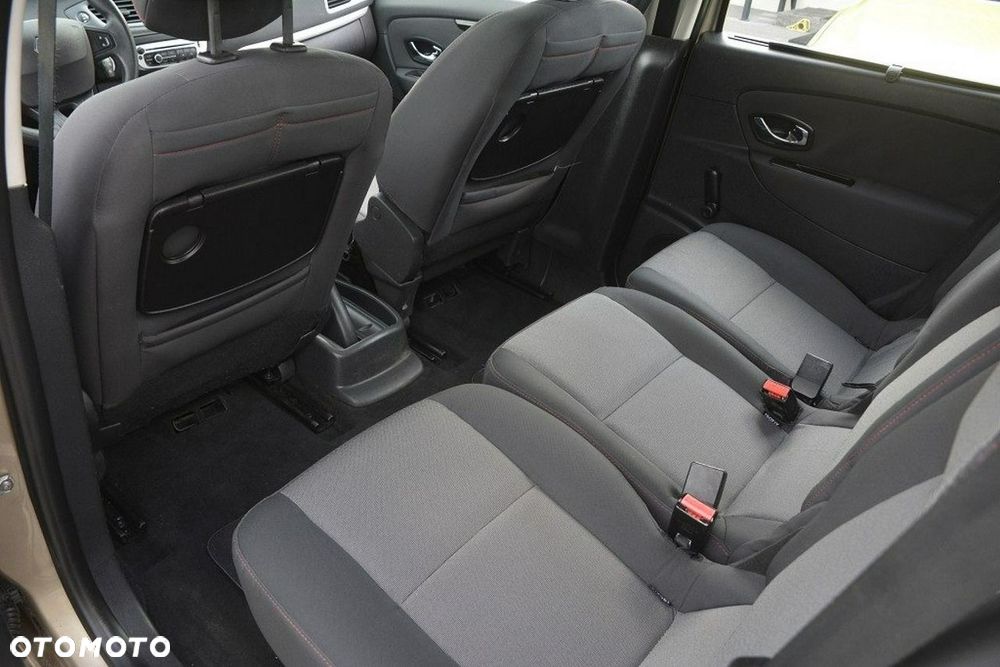 Renault Scenic 1.2 TCe Energy Life EU6 - 29