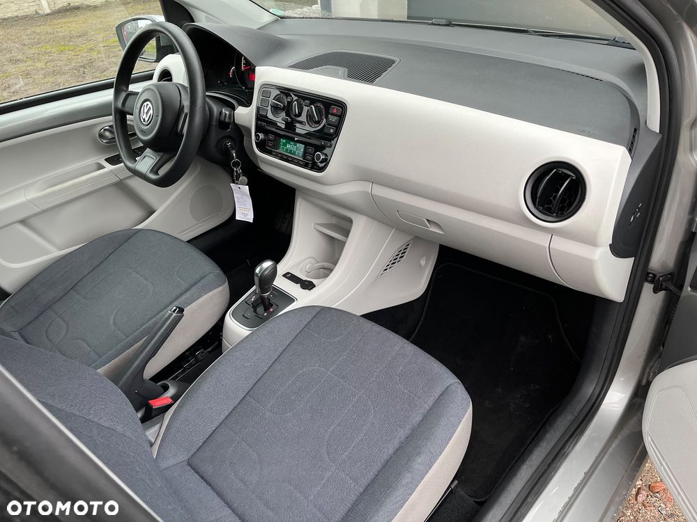 Volkswagen up! BlueMotion Technology ASG move - 5