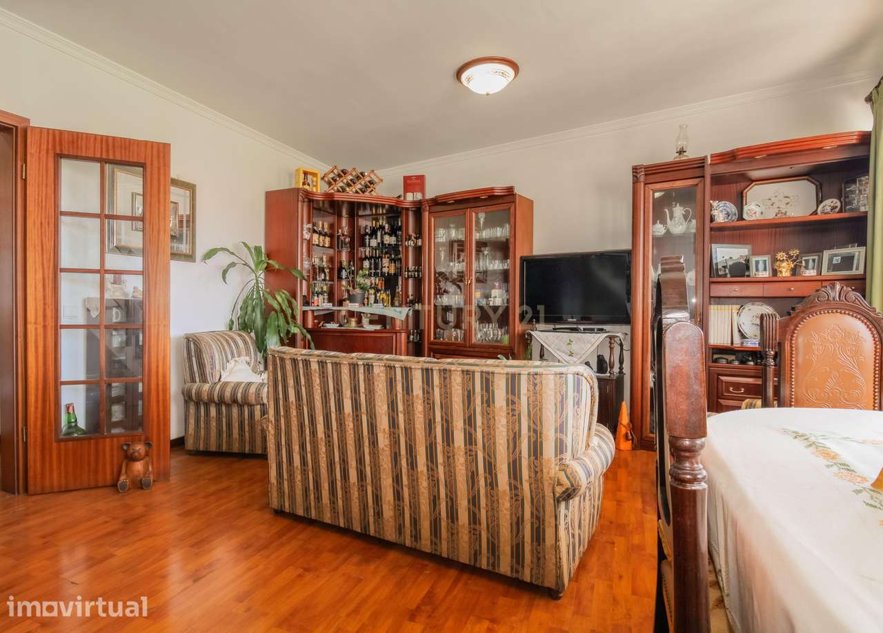 Apartamento T3 à venda em Santo António, Funchal - Grande imagem: 2/21