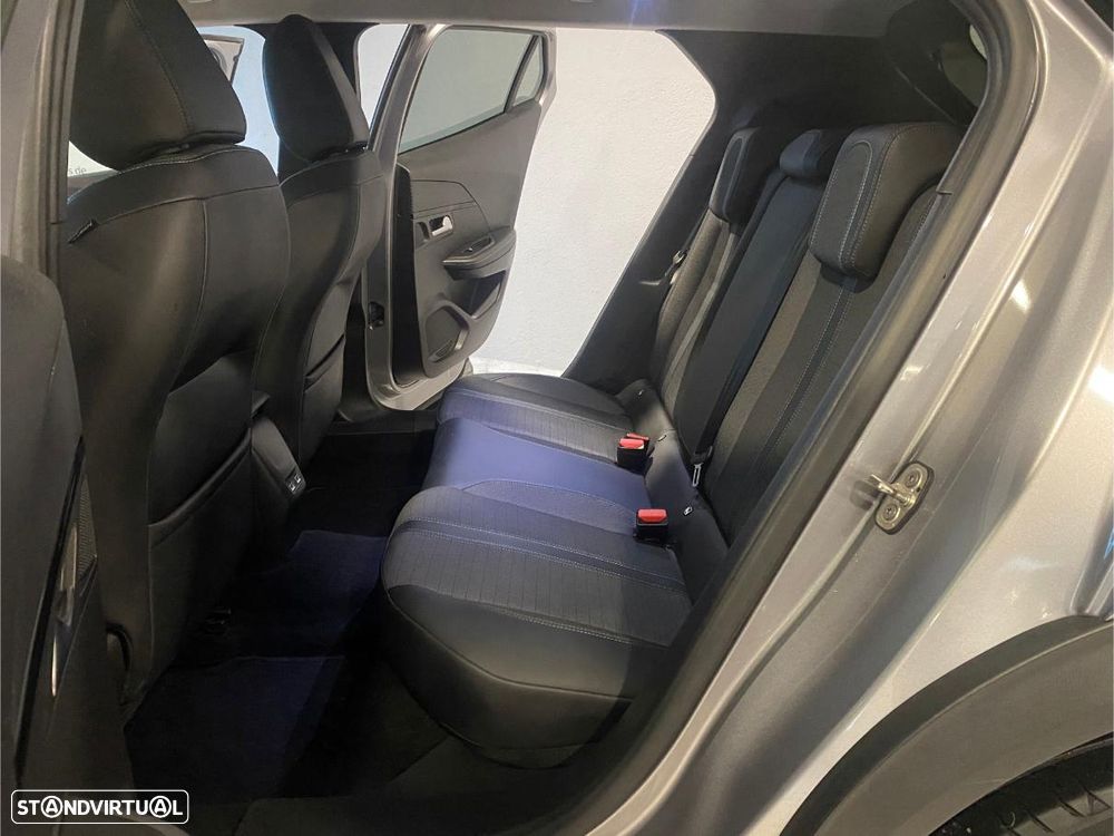 Peugeot 2008 1.2 PureTech Allure Pack - 12