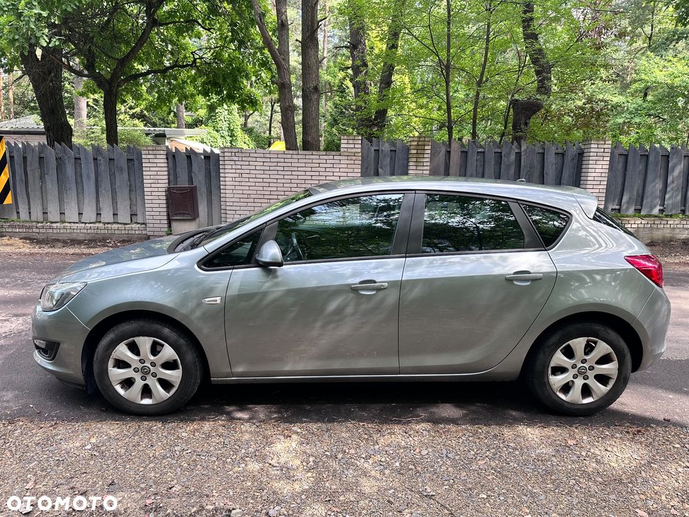 Opel Astra - 8