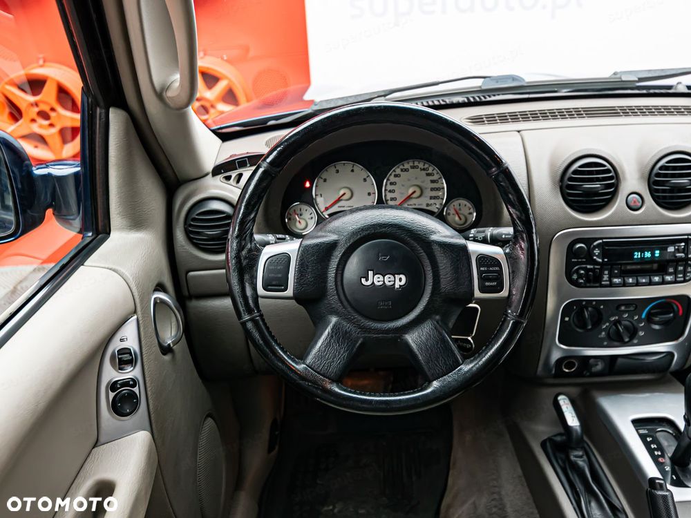 Jeep Cherokee - 15
