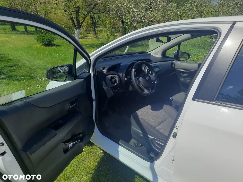 Toyota Yaris - 9