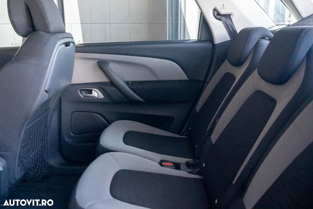 Citroën C4 Picasso 1.6 e-HDI Intensive - 6