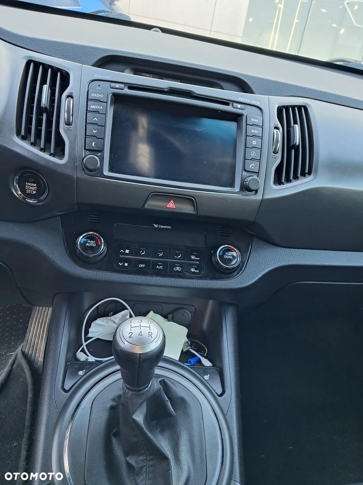 Kia Sportage 2.0 XL 2WD - 11