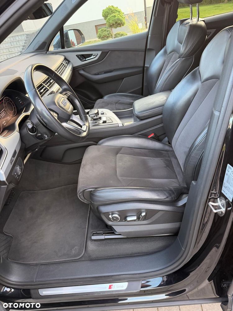 Audi Q7 - 9