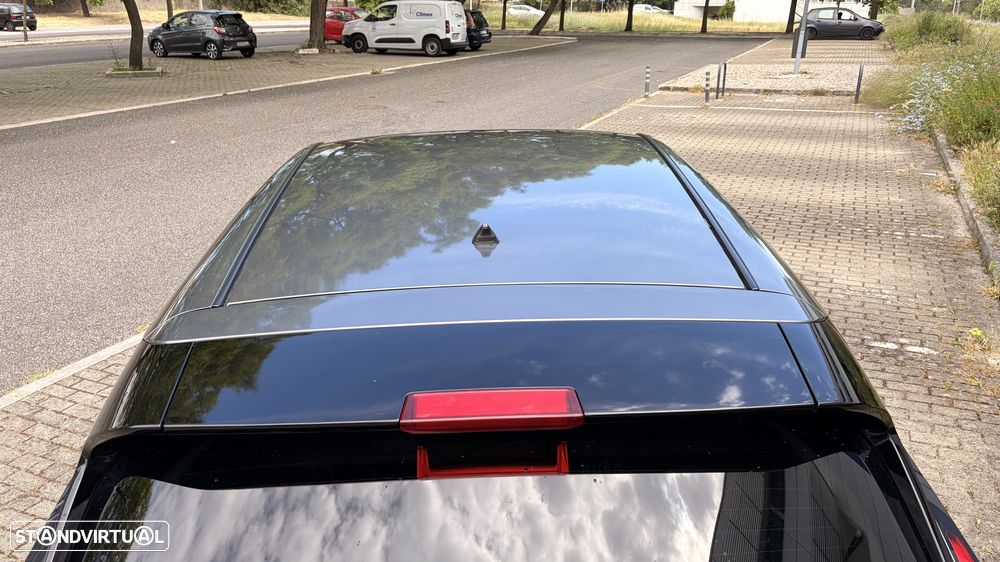 Nissan Leaf N-Connecta Two Tone - 21