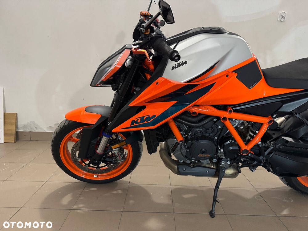 KTM Super Duke - 21