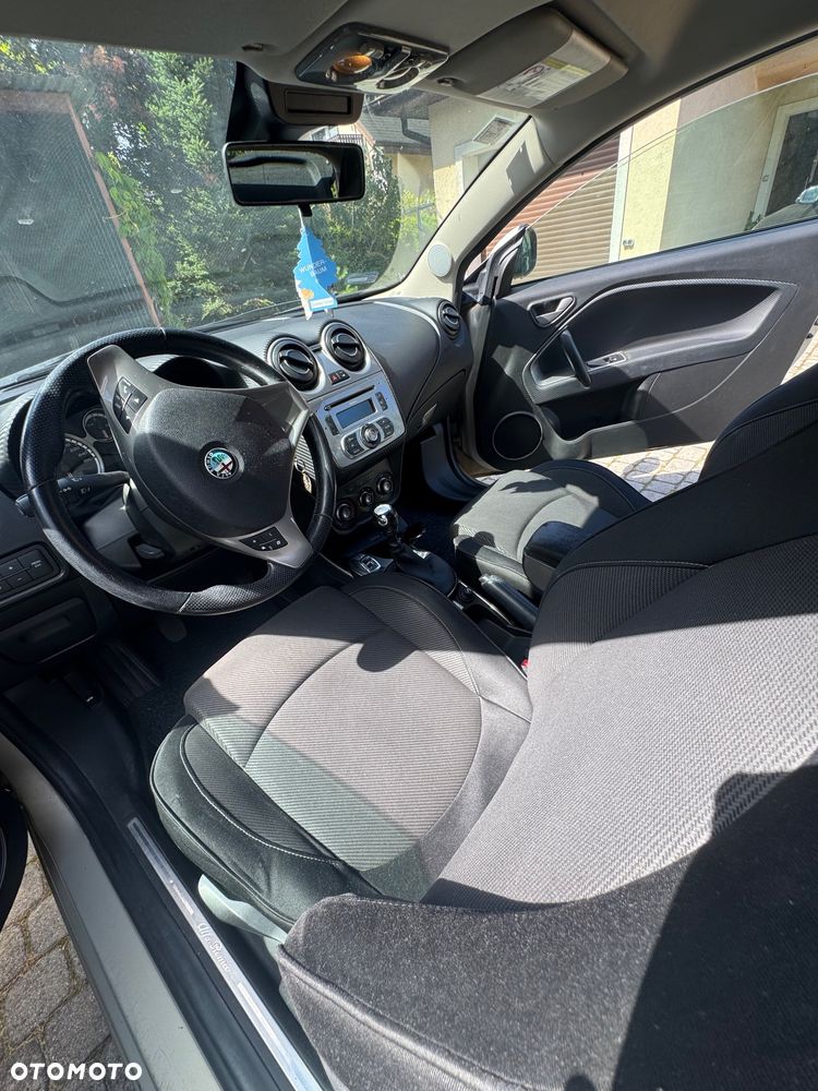 Alfa Romeo Mito 1.4 16V - 9