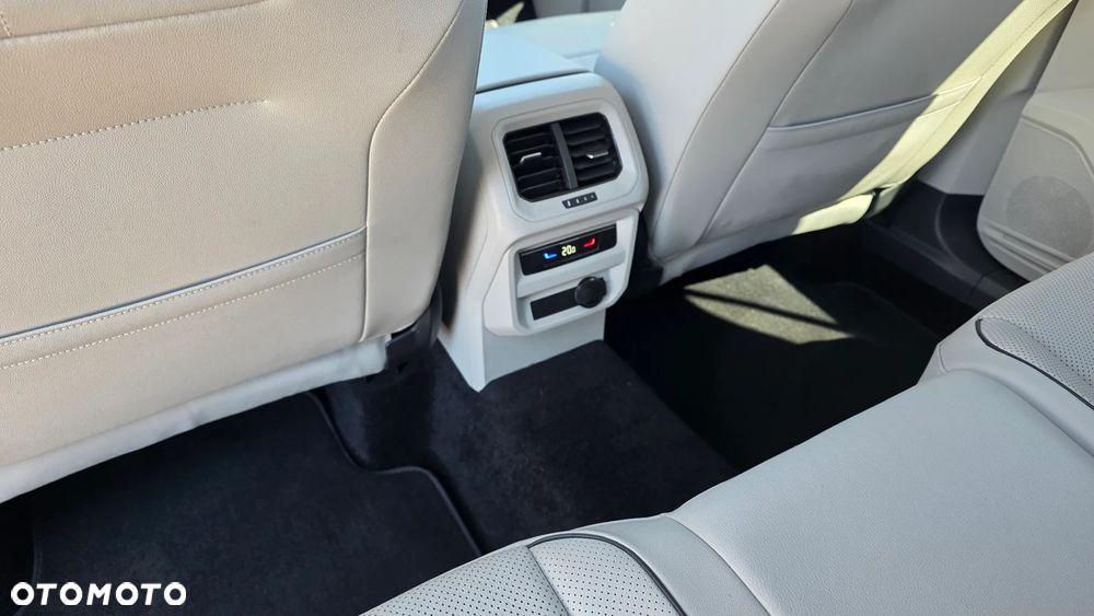 Volkswagen Tiguan Allspace 2.0 TSI 4Mot Elegance DSG - 6