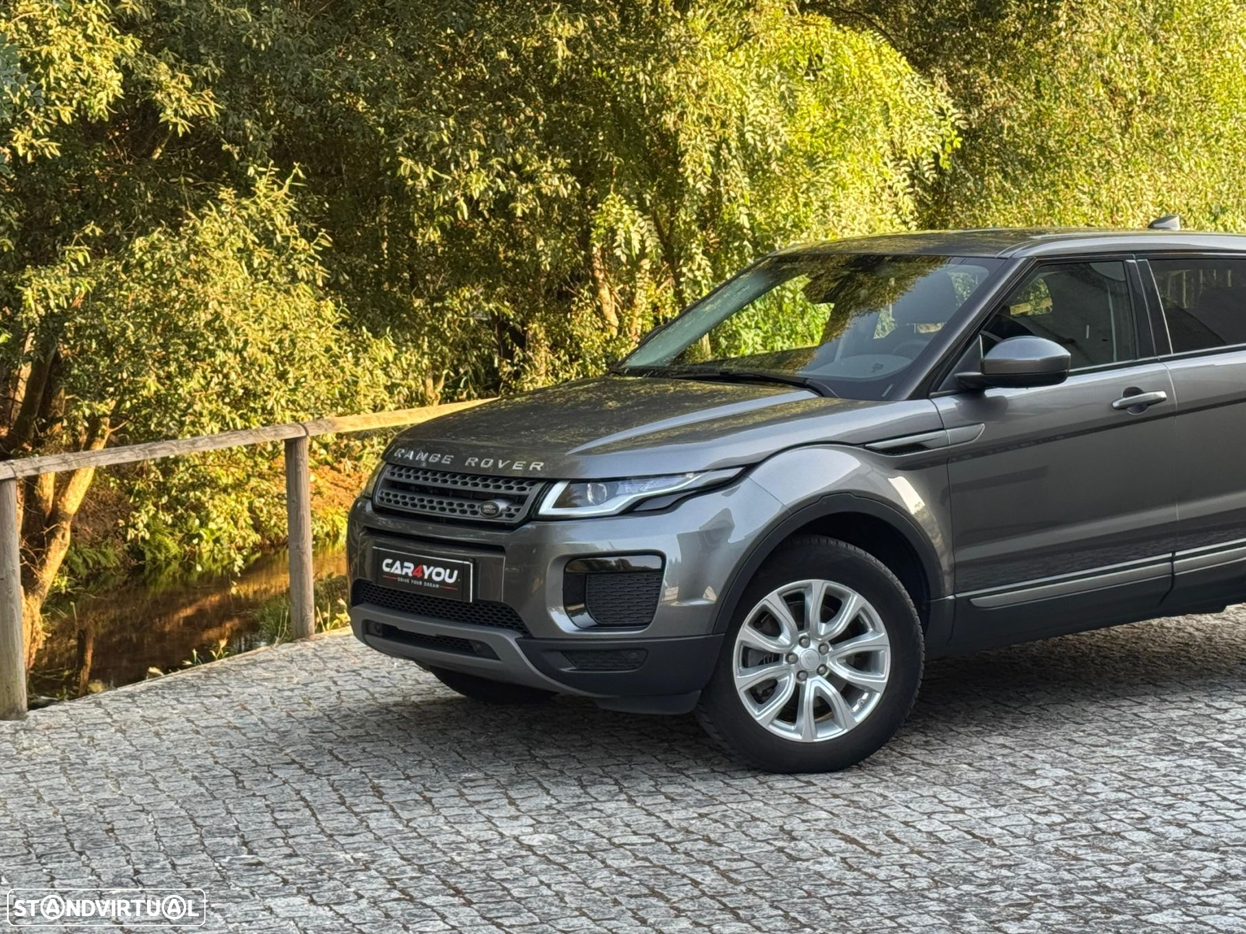 Land Rover Range Rover Evoque 2.0 TD4 Pure - 3
