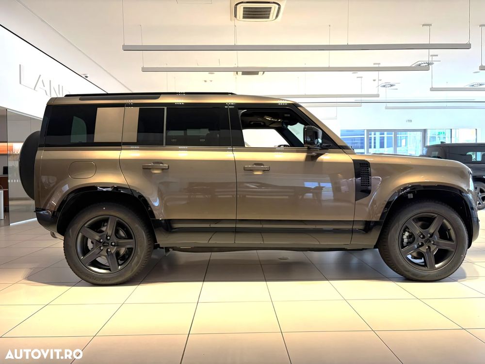 Land Rover Defender - 3