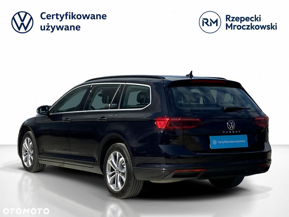 Volkswagen Passat 2.0 TSI Business DSG - 16