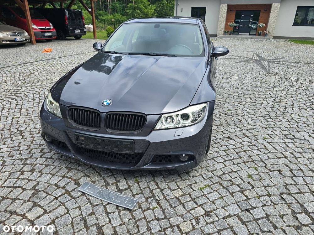 BMW Seria 3 325i - 4