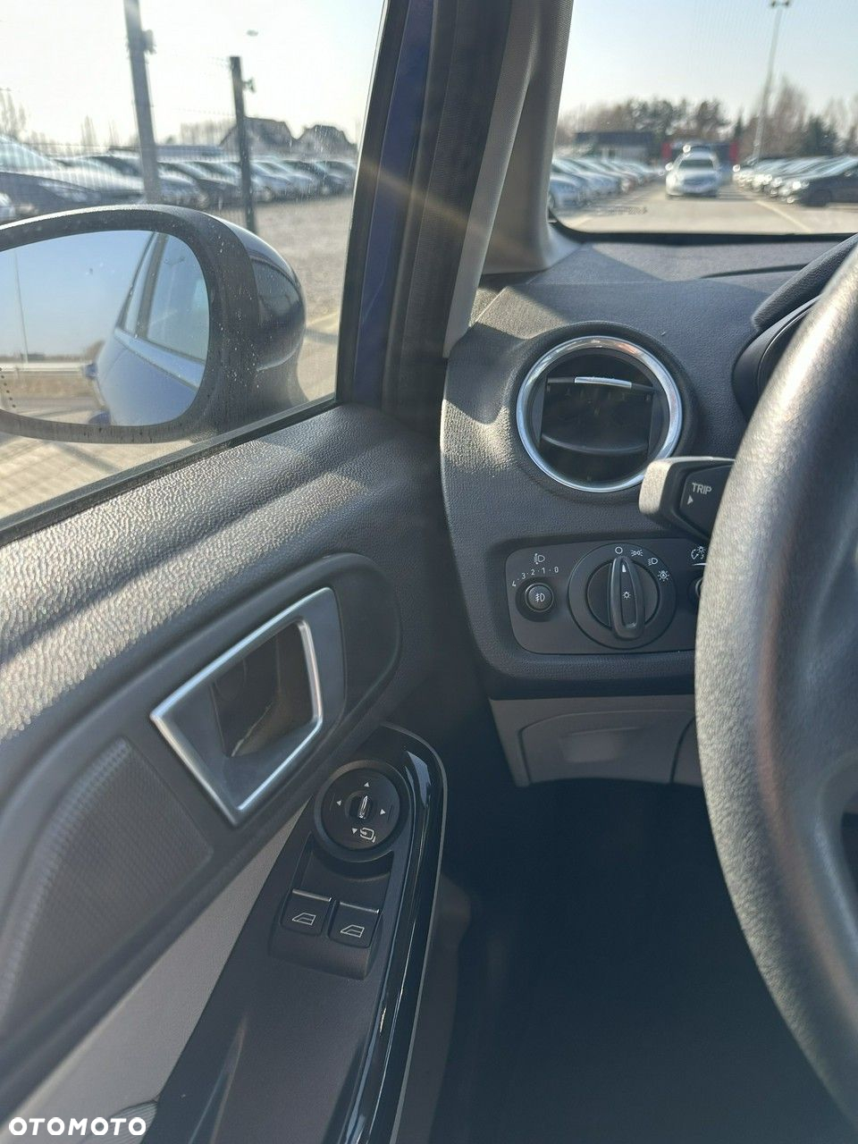 Ford Fiesta - 17