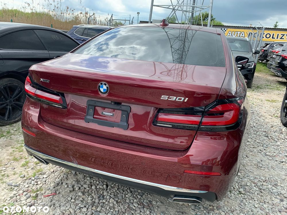 BMW Seria 5 530i xDrive Sport Line - 7