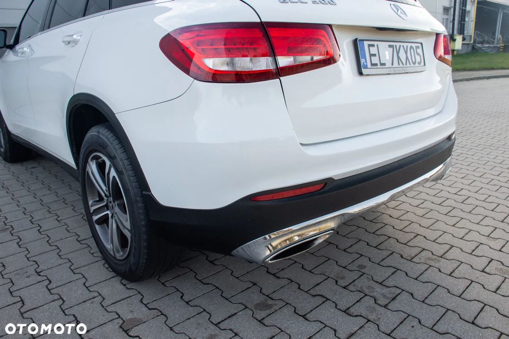 Mercedes-Benz GLC - 41