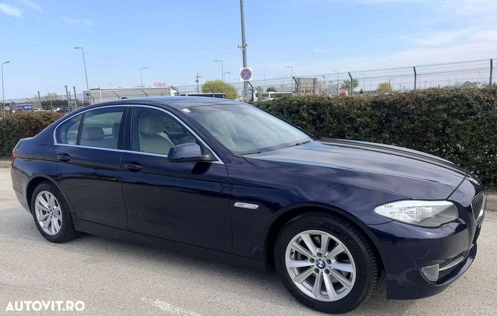 BMW Seria 5 520d Efficient Dynamics Edition - 2