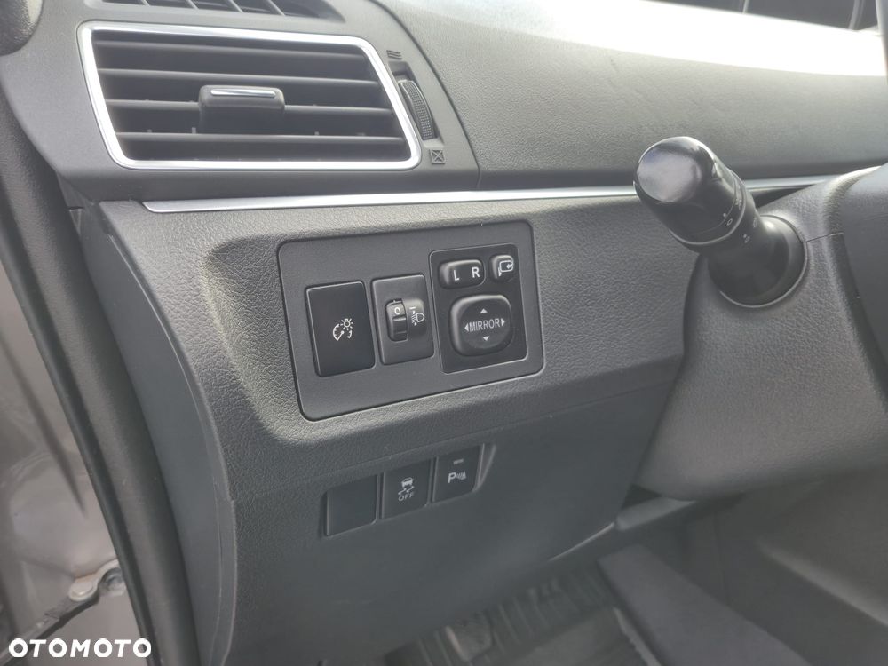 Toyota Verso 1.6 D-4D 5-Sitzer Start/Stop Skyview Edition - 23