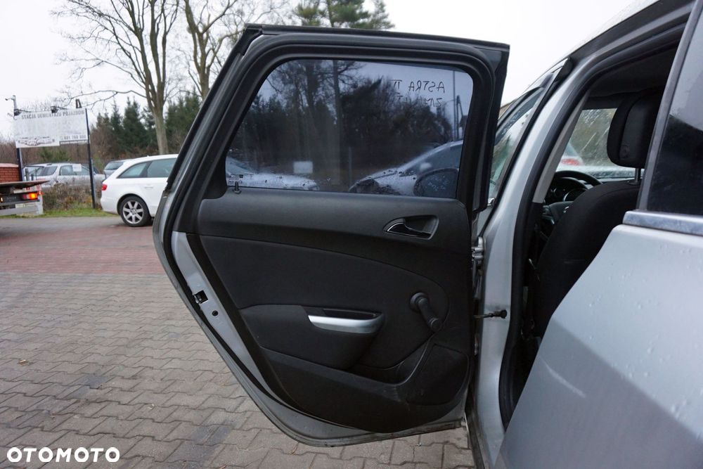 DRZWI TYLNE LEWE ASTRA IV J KOMBI Z176  SREBRNY OPEL 2009-2015 - 8