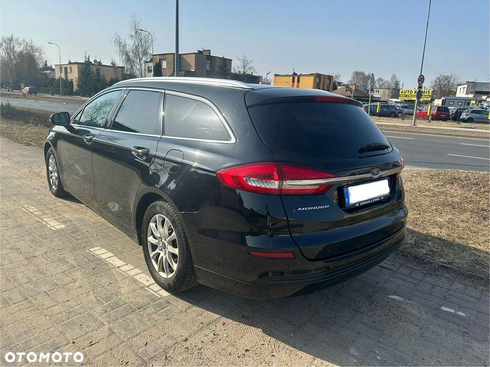 Ford Mondeo - 8