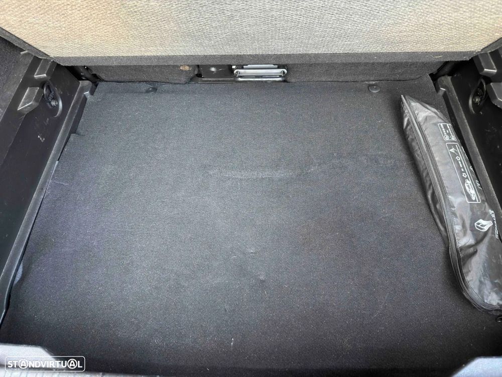 Renault Captur 1.0 TCe Exclusive - 29