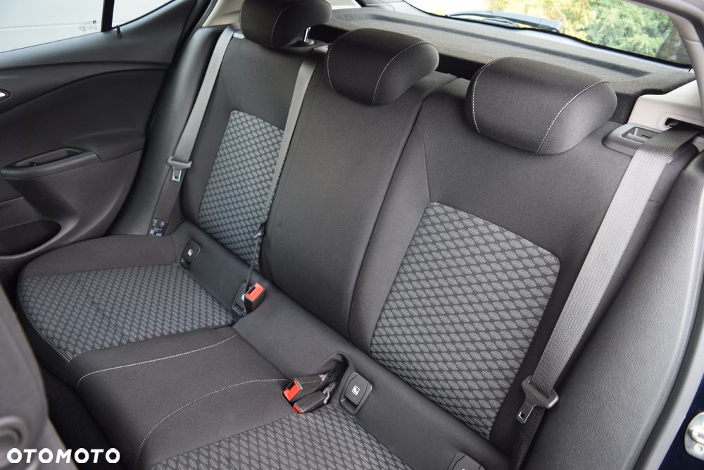 Opel Astra 1.6 CDTI Enjoy S&S - 18