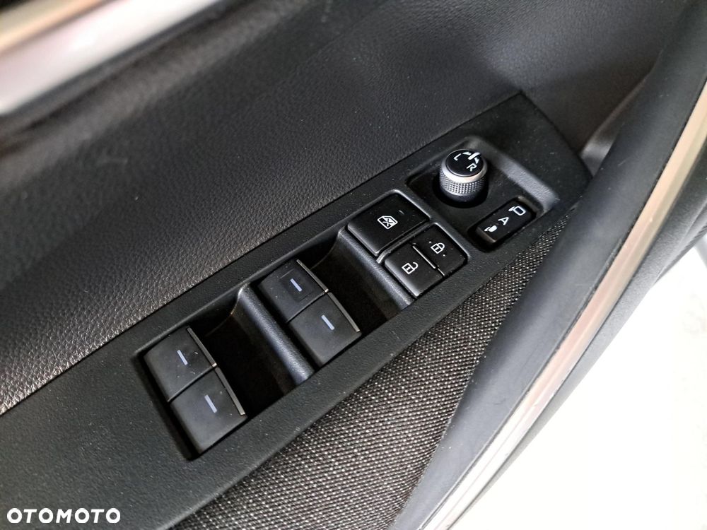 Toyota Corolla 1.8 Hybrid Comfort - 35