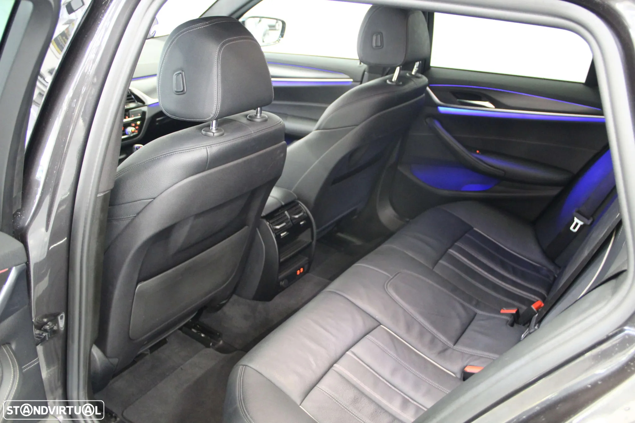 BMW 520 d Pack Desportivo M Auto - 20
