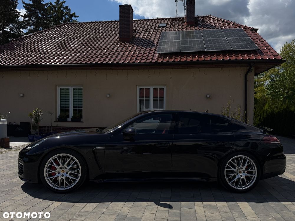 Porsche Panamera Turbo - 16