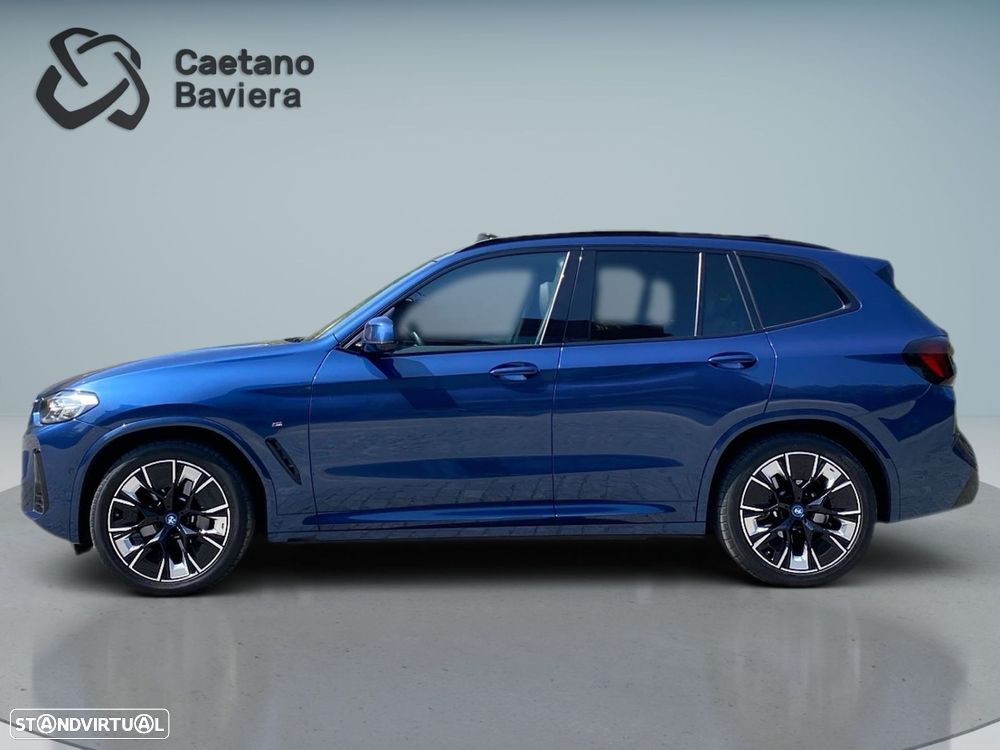 BMW iX3 M Sport Impressive - 29