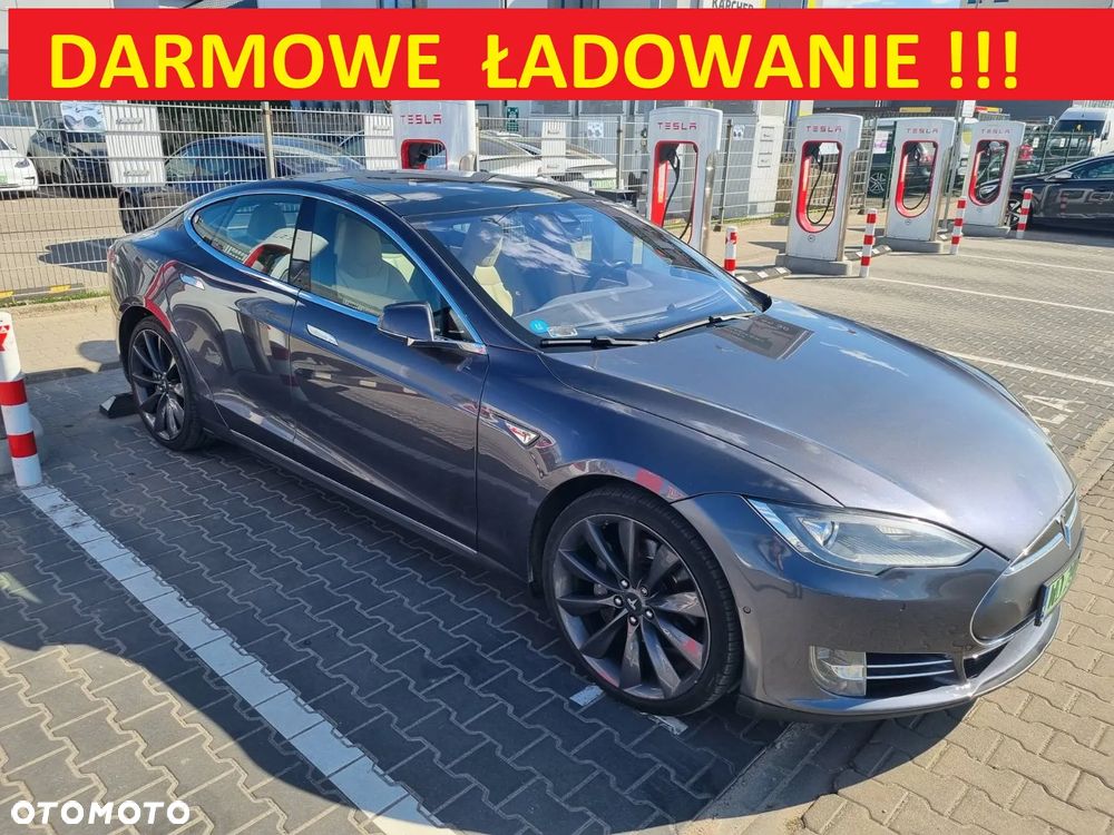 Tesla Model S - 1