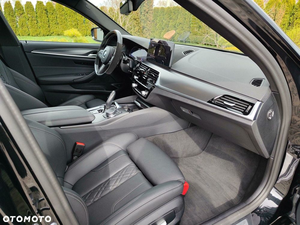 BMW Seria 5 - 22