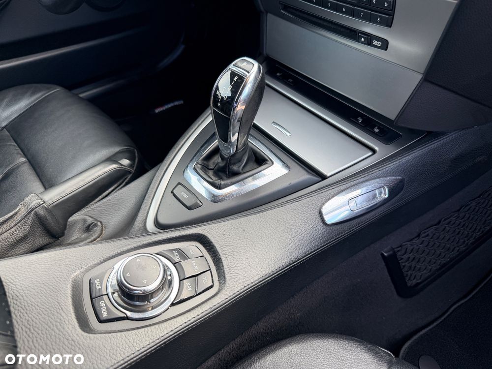 BMW Seria 6 - 32