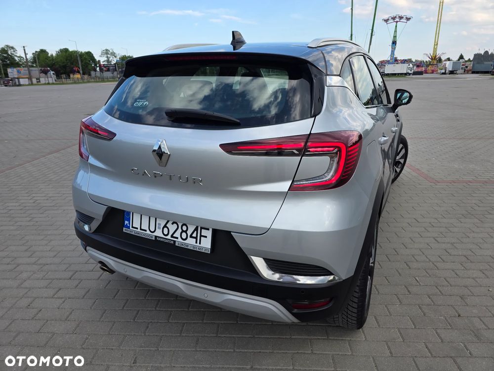 Renault Captur - 24