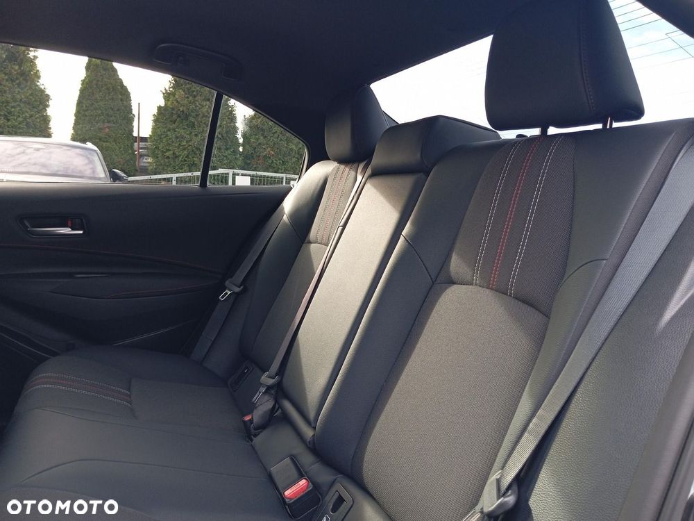 Toyota Corolla 1.8 Hybrid GR Sport - 14