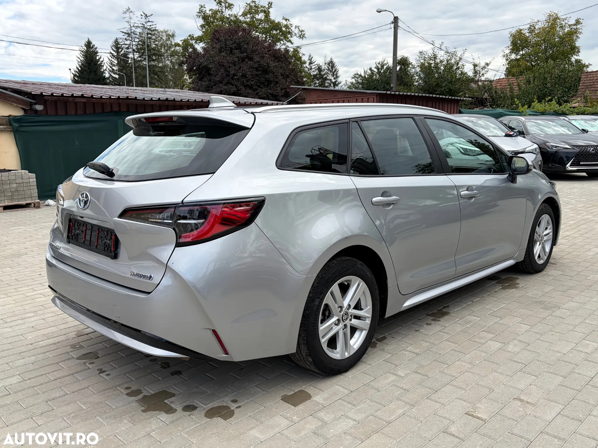 Toyota Corolla 1.8 Hybrid Business Edition - 15