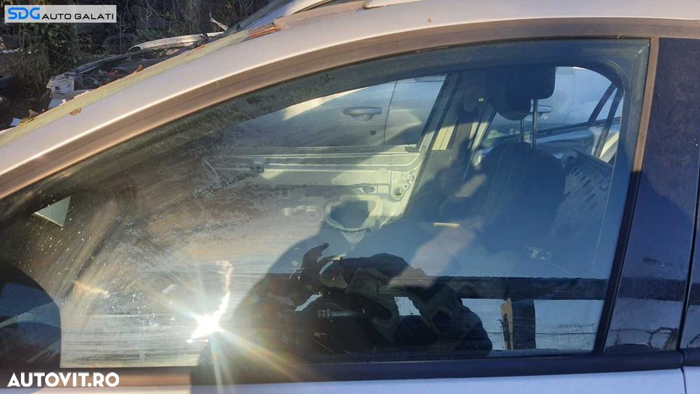 Geam Sticla de pe Usa Portiera Stanga Fata Renault Megane 3 Grandtour 2008 - 2015 [C1665] - 1