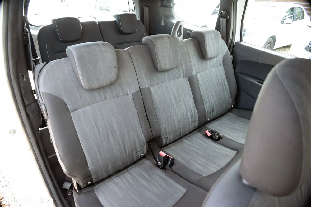 Dacia Lodgy 1.6 SCe Laureate - 15