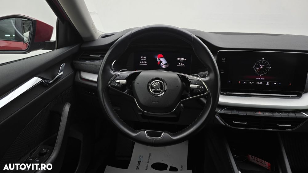 Skoda Octavia Combi 2.0 TDI DSG 4X4 Style - 15