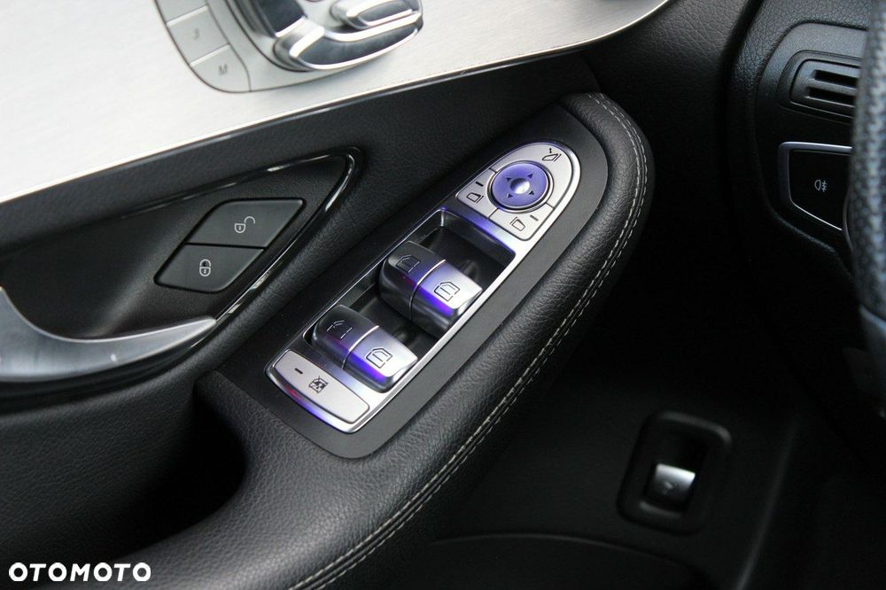 Mercedes-Benz GLC - 23