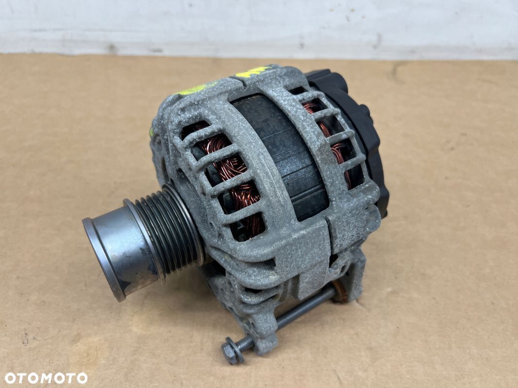 Seat Arona 1.0 TSI alternator 05E903026B DKLA - 1