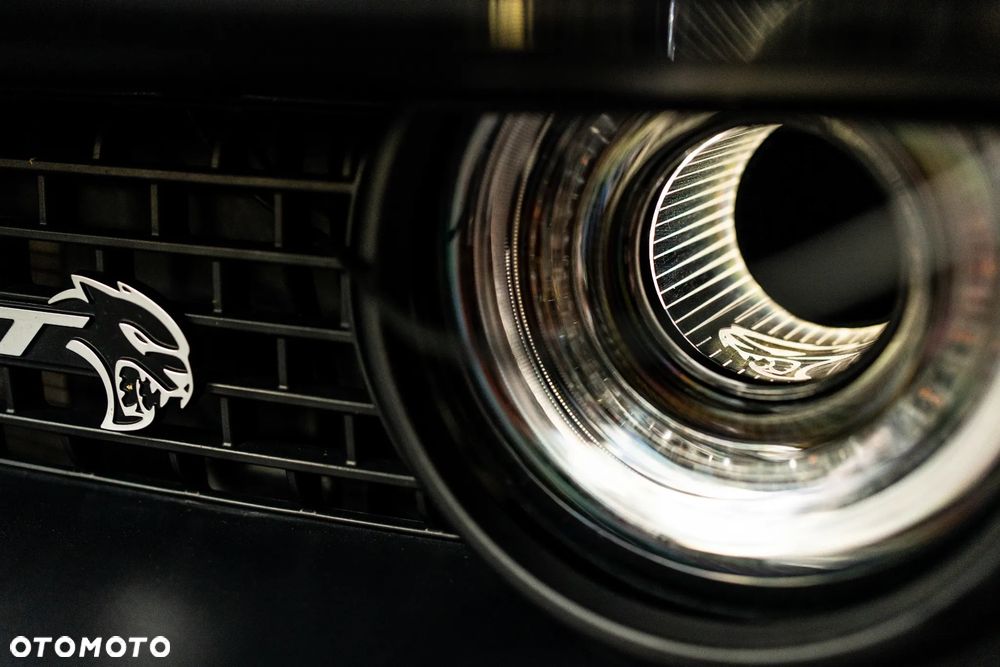 Dodge Challenger 6.2 Hellcat - 6