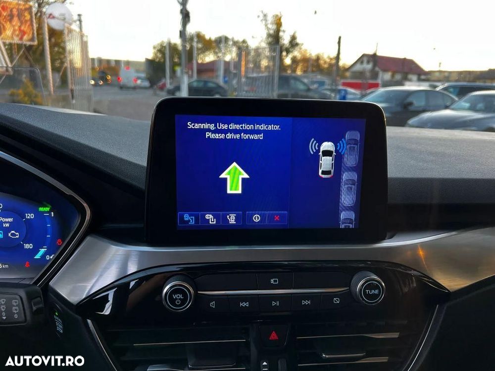 Ford Kuga 2.5 Duratec FHEV AWD Titanium - 32