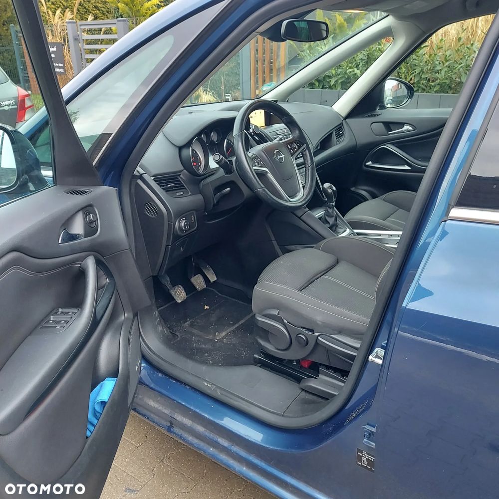 Opel Zafira 2.0 D (CDTI ecoFLEX) Start/Stop Active - 8